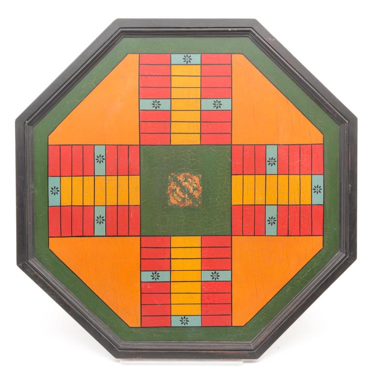 AMERICAN DECORATED GAMEBOARD. (1 of 2)