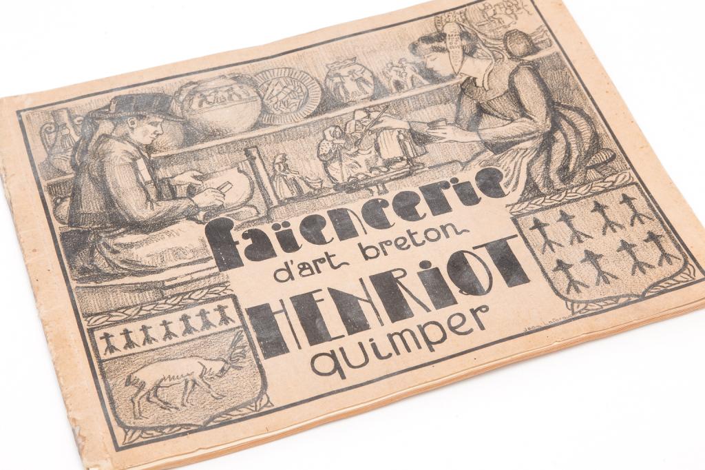 1930s FRENCH QUIMPER CATALOGUE.: Twelve pages with onion skin separators. Hand colored images of the Faience manufacturers wares, 9.75"h. 12.75" w. Some edge wear.