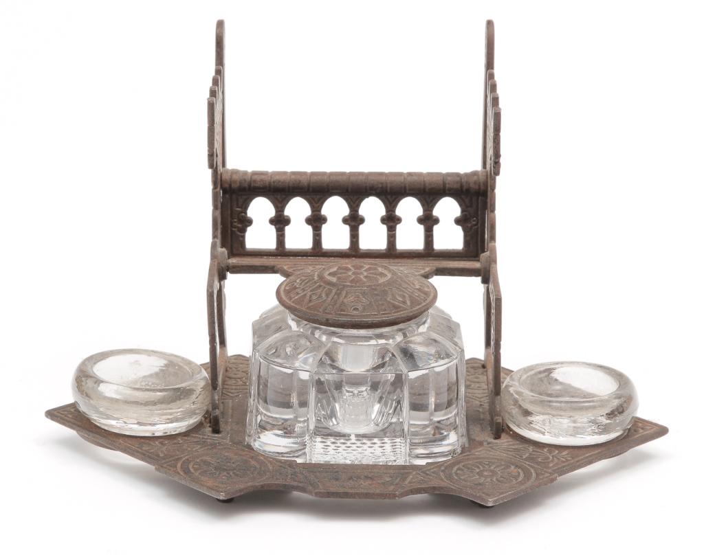 AMERICAN CAST IRON INKWELL. (1 of 4)