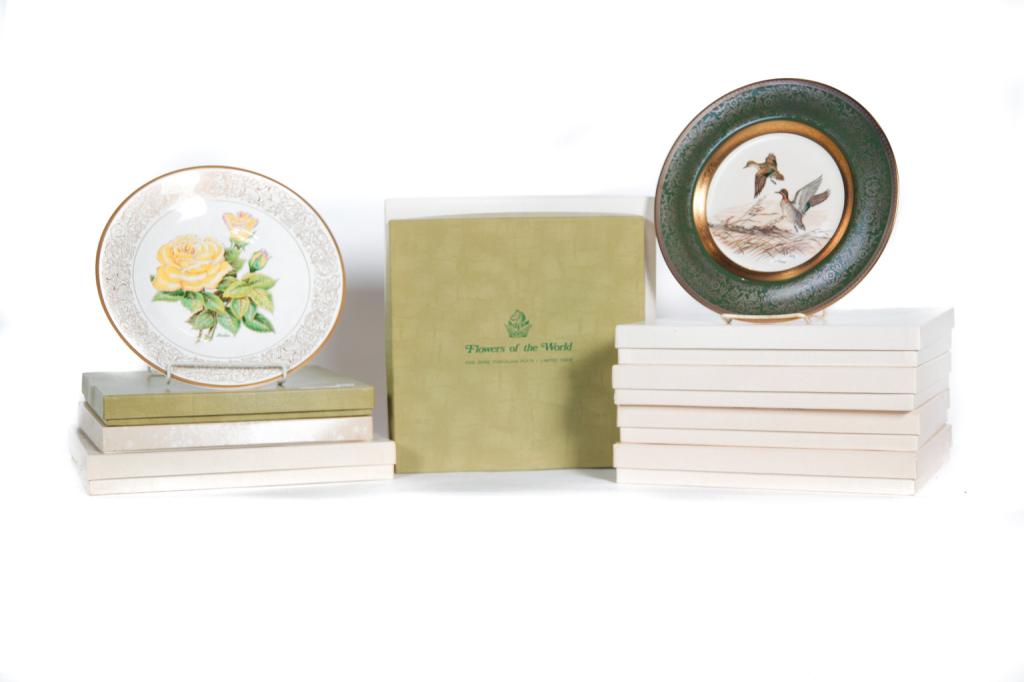 TEN COLLECTOR'S PLATES. (1 of 4)