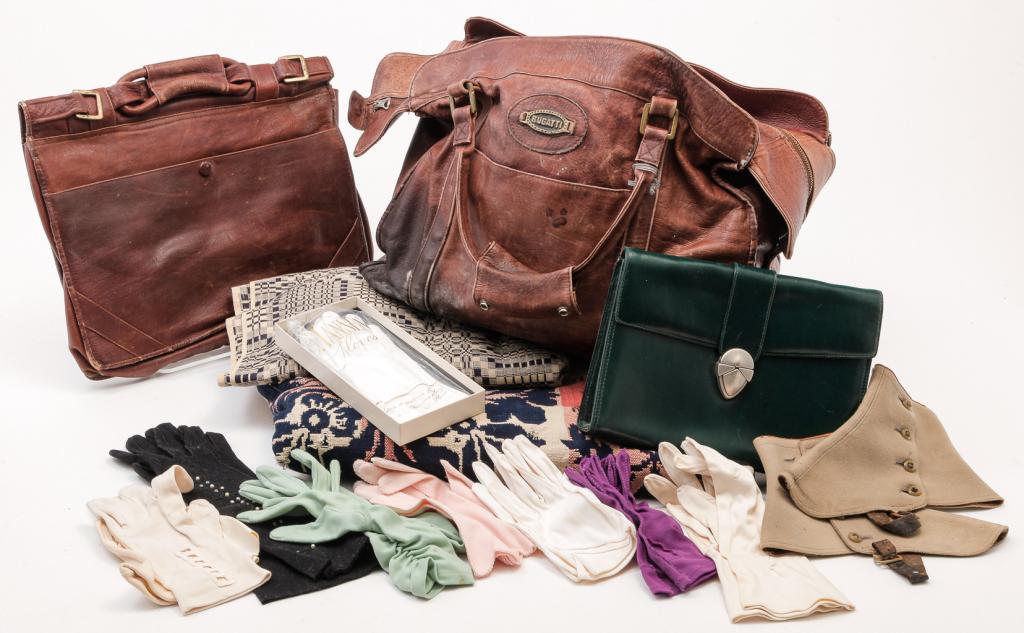 ECLECTIC GROUP. (1 of 5)