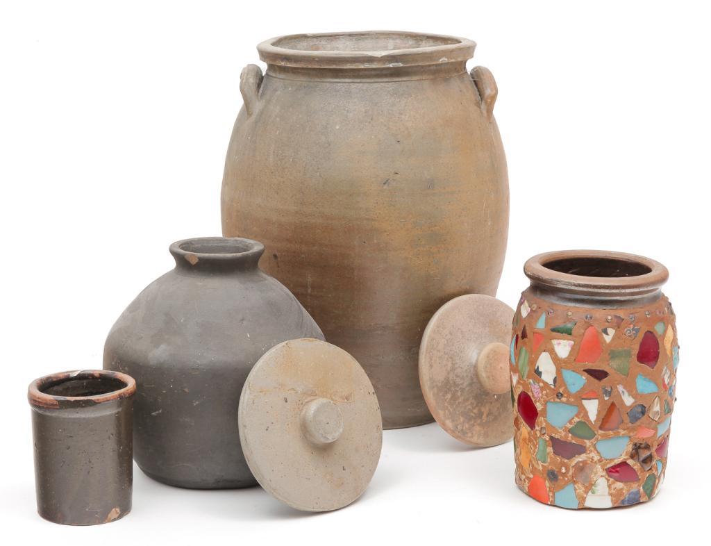 SIX PIECES OF AMERICAN STONEWARE. (1 of 7)