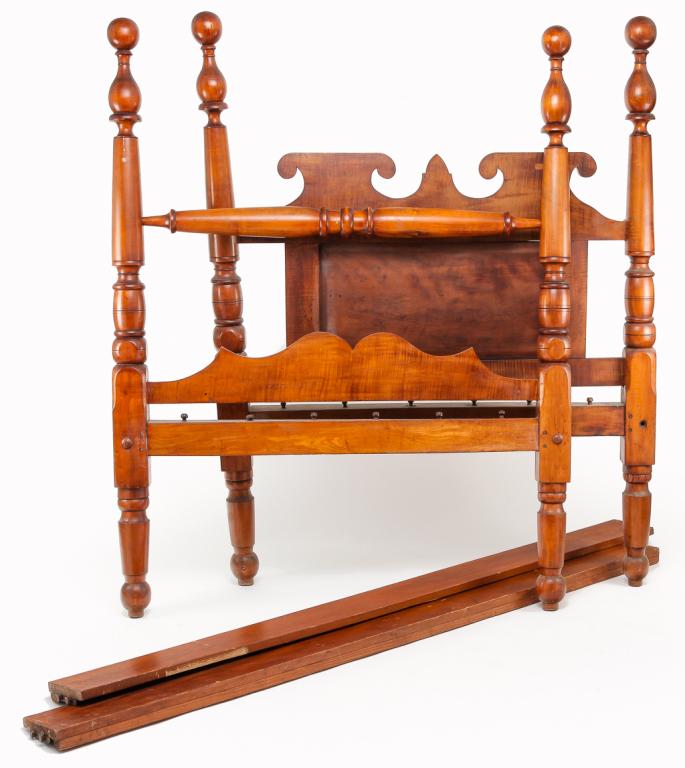 AMERICAN TRANSITIONAL FOUR POSTER BED. (1 of 2)