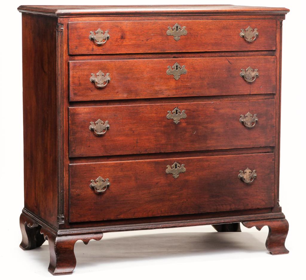 EASTERN PENNSYLVANIA CHIPPENDALE CHEST. (1 of 4)