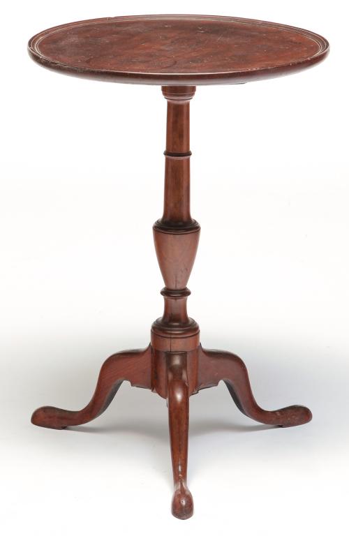 AMERICAN TILT TOP DISH TOP CANDLE STAND. (1 of 4)