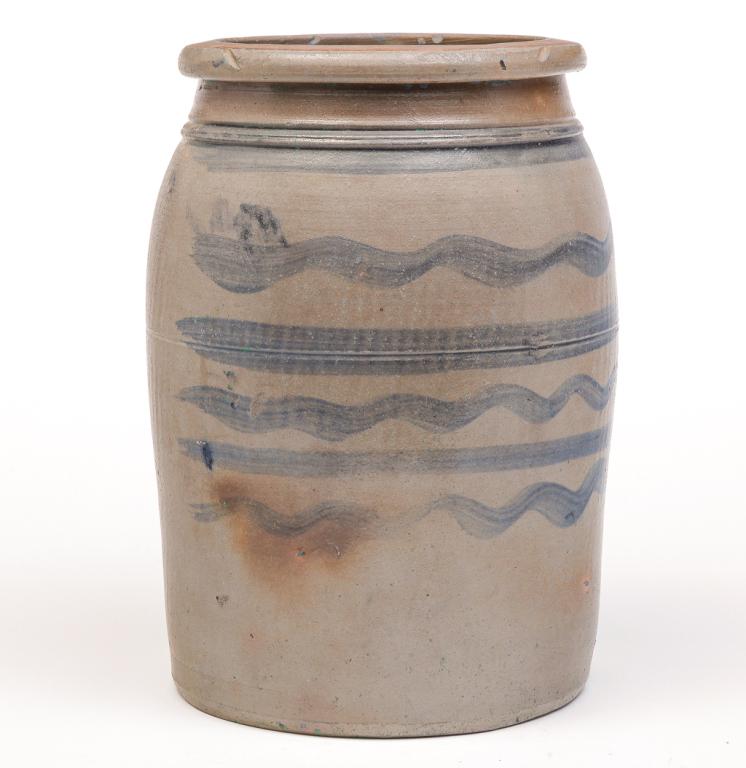 AMERICAN STONEWARE CROCK. (1 of 4)
