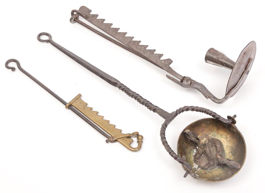 THREE AMERICAN LIGHTING DEVICES. (1 of 3)