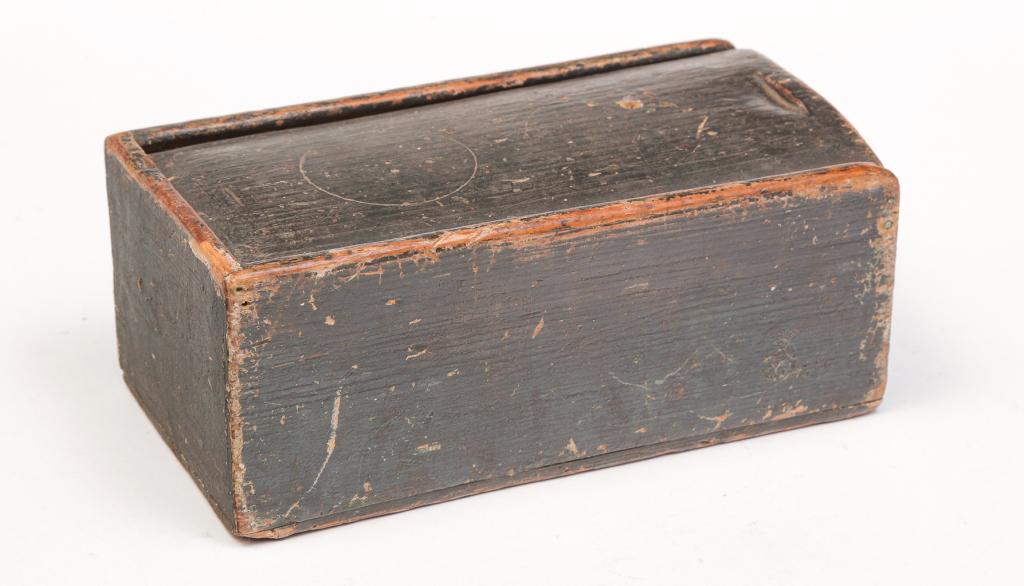 AMERICAN SLIDE LID BOX. (1 of 3)