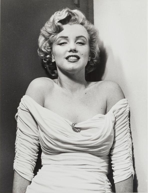 MARILYN MONROE PHOTO BY PHILIPPE HALSMAN. (1 of 4)