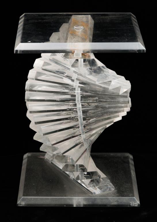 MID CENTURY MODERN LUCITE SPIRAL STAND. (1 of 2)