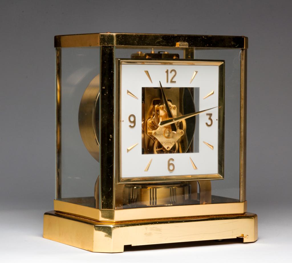 SWISS JAEGER LE COULTRE ATMOS CLOCK. (1 of 4)