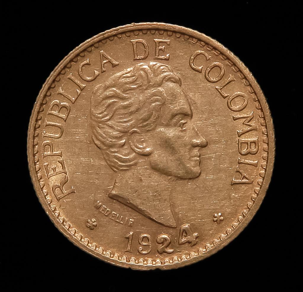 1924 REPUBLICA DE COLOMBIA CINCO PESOS GOLD COIN (1 of 2)