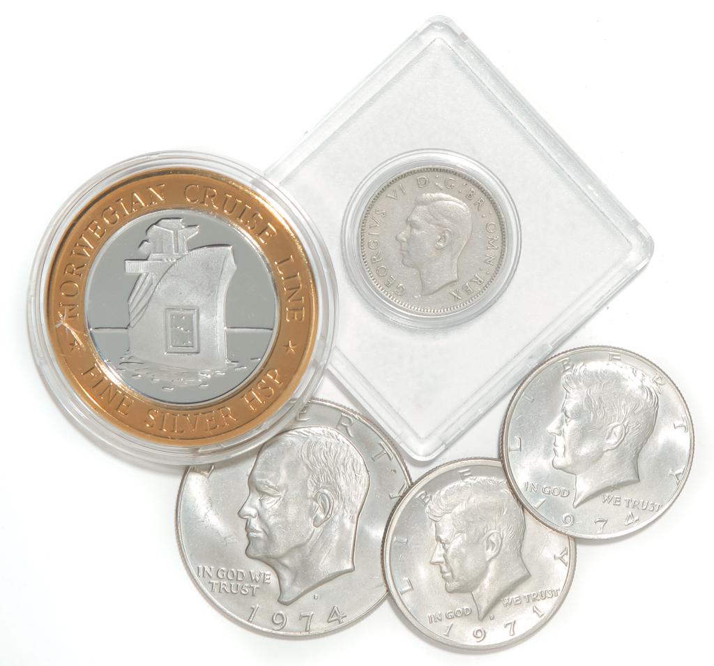 FOUR MISCELLANEOUS COINS AND A TOKEN (1 of 3)