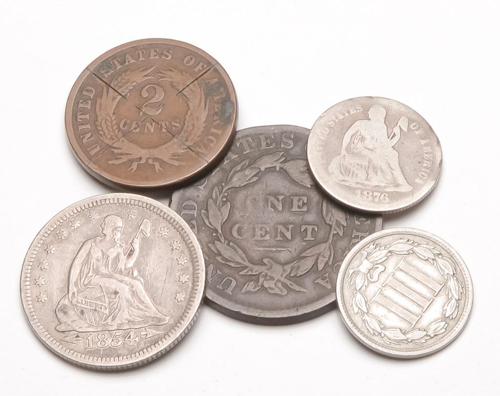 GROUP OF FIVE EARLY AMERICAN COINS (1 of 3)