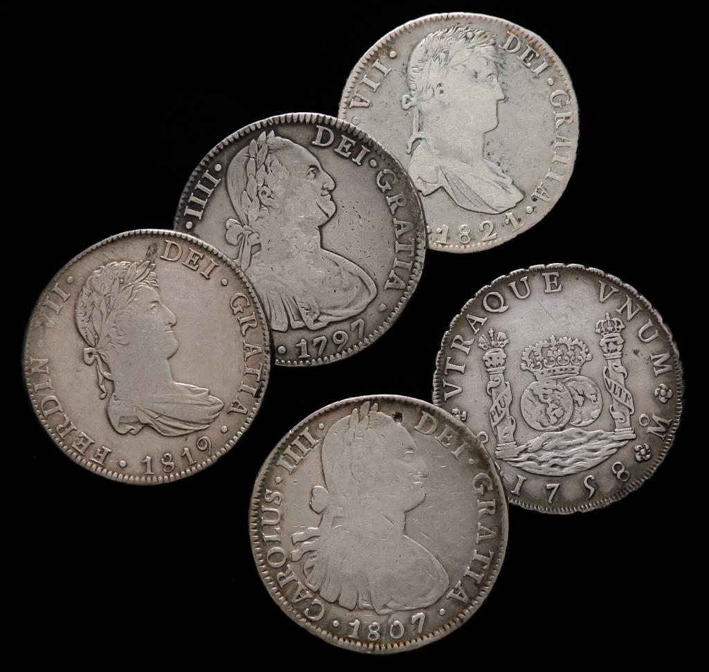 FIVE SPANISH COLONIAL SILVER 8 REALES COINS (1 of 2)
