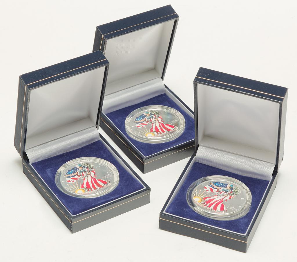 THREE 1999 COLORIZED EAGLE SILVER DOLLARS (1 of 4)