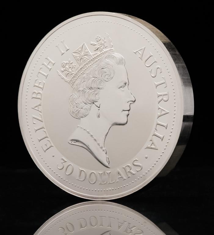 1992 AUSTRALIAN ONE KILO SILVER KOOKABURRA COIN (1 of 3)