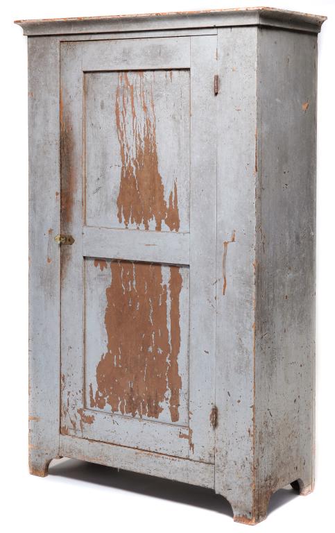 AMERICAN SMALL COUNTRY CUPBOARD. (1 of 5)