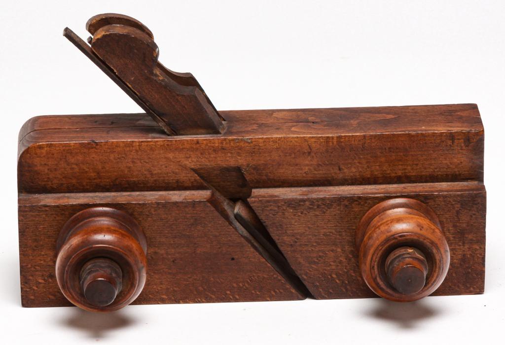 AMERICAN" H. CHAPIN" ADJUSTABLE MOLDING PLANE. (1 of 3)