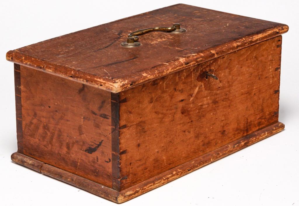 AMERICAN DOCUMENTS BOX. (1 of 4)