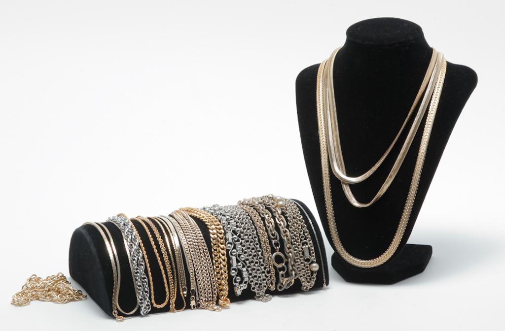 A CHAIN FOR EVERY OCCASION. (1 of 2)