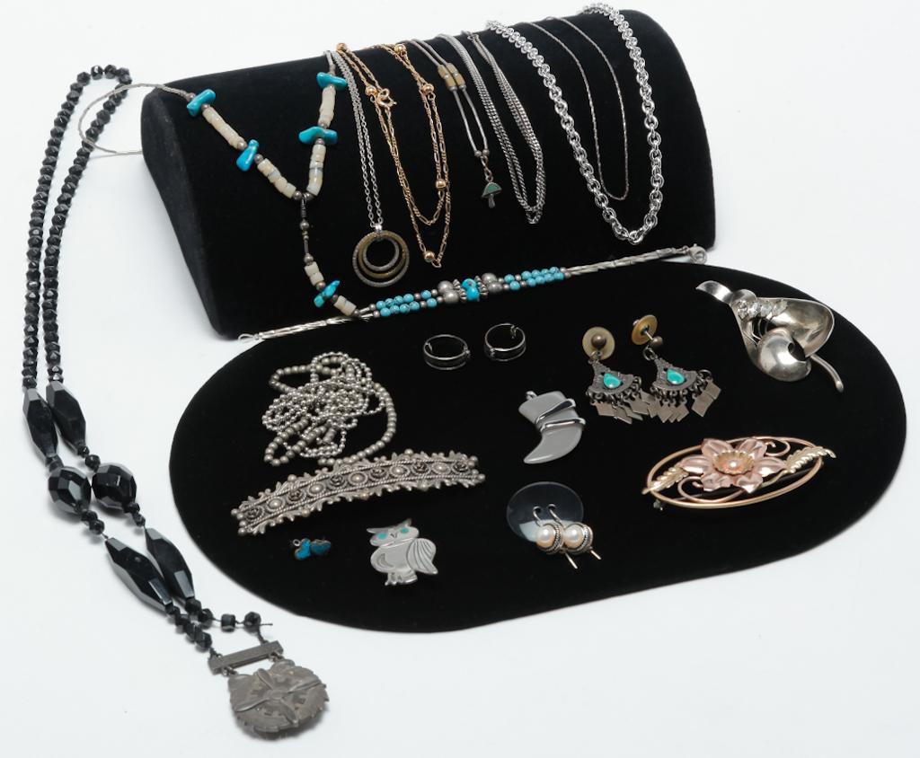 MISC. STERLING, GOLD FILLED AND OTHER JEWELRY.: Mid-late 20th century. Group includes several chains, Southwestern style pieces, and an unusual hair barrett. One sterling silver medal - AP Mechanic- suspended from black beaded necklace.