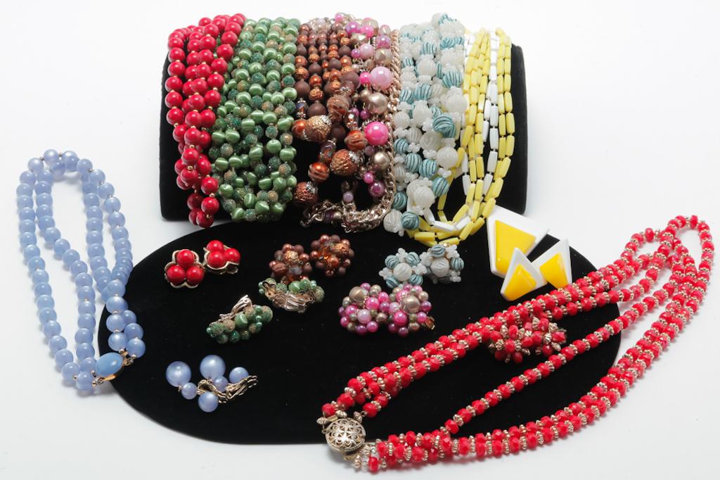 BEADED NECKLACES FROM THE 50'S & 60'S.: Mid-20th century. Eight beaded necklace sets in colors to wear throughout the year. Seven sets with earrings, one set with earrings and brooch. Seven sets made in Japan, one made in Western Germany. A