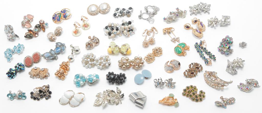 TWO TRAYS OF EARRINGS FOR EVERY OCCASION. (1 of 6)