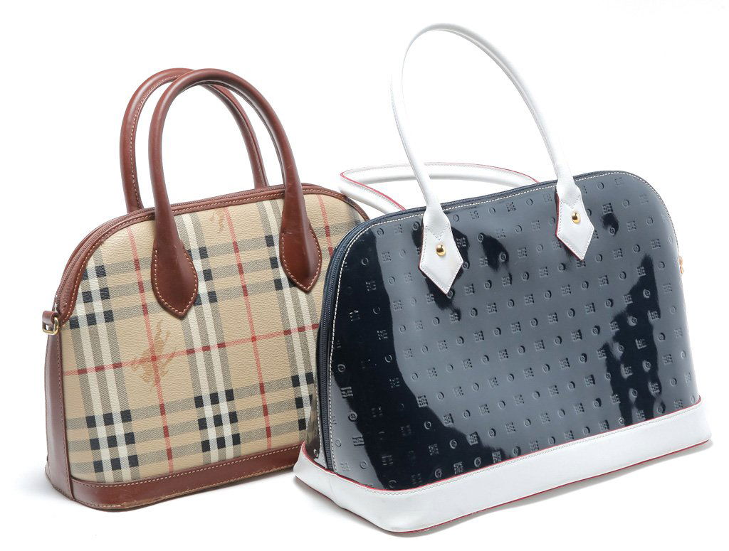 VINTAGE BURBERRY AND ARCADIA HANDBAG. (1 of 4)