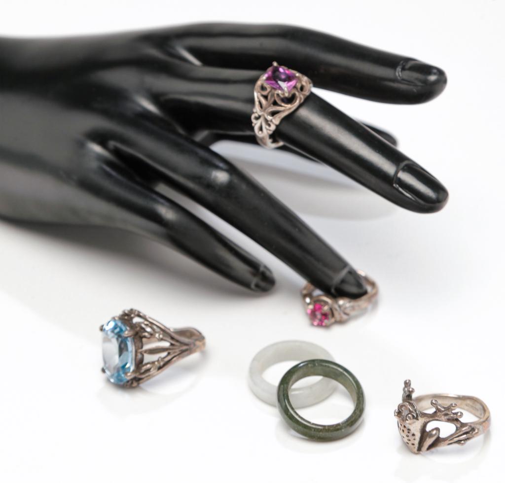 SMALL GROUP STERLING SILVER AND JADEITE RINGS. (1 of 4)