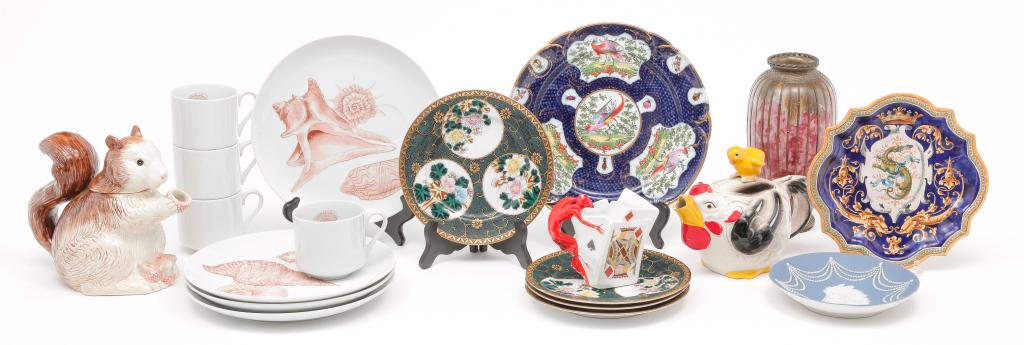 GROUP OF VARIOUS CHINA AND PORCELAIN. (1 of 7)