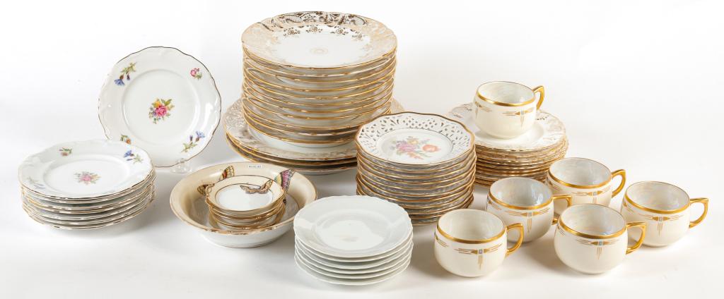 GROUP OF PORCELAIN. (1 of 9)