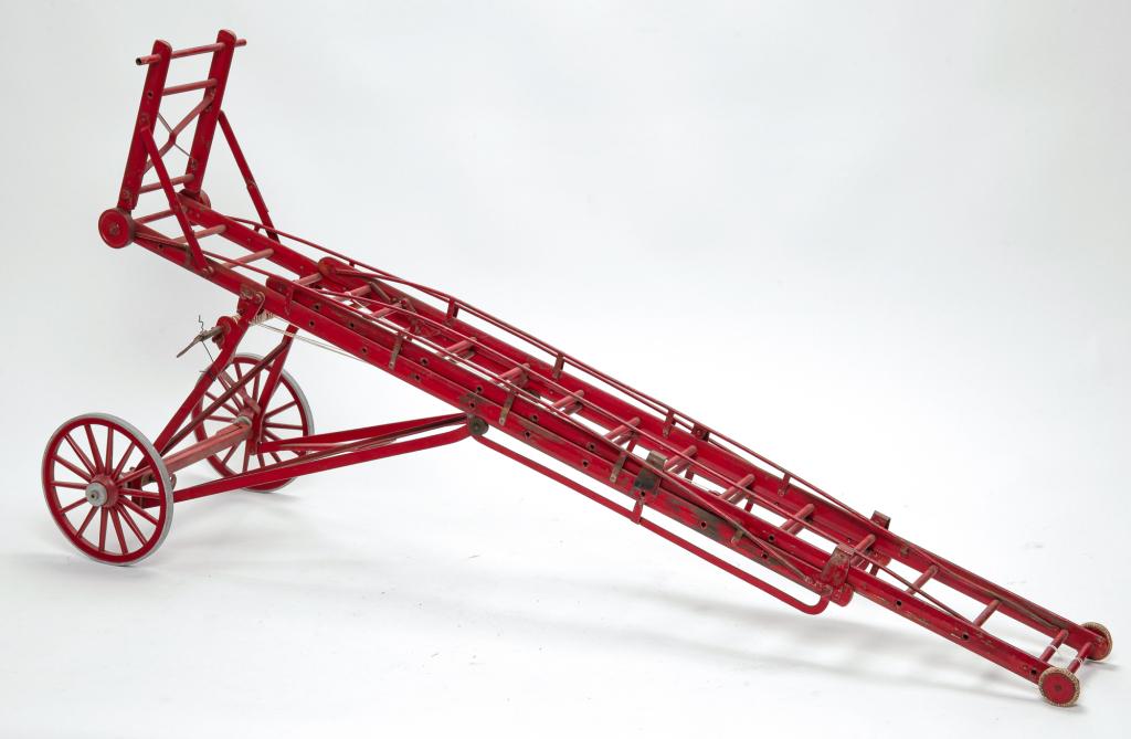 ENGLISH SALESMAN SAMPLE FIRE LADDER. (1 of 2)