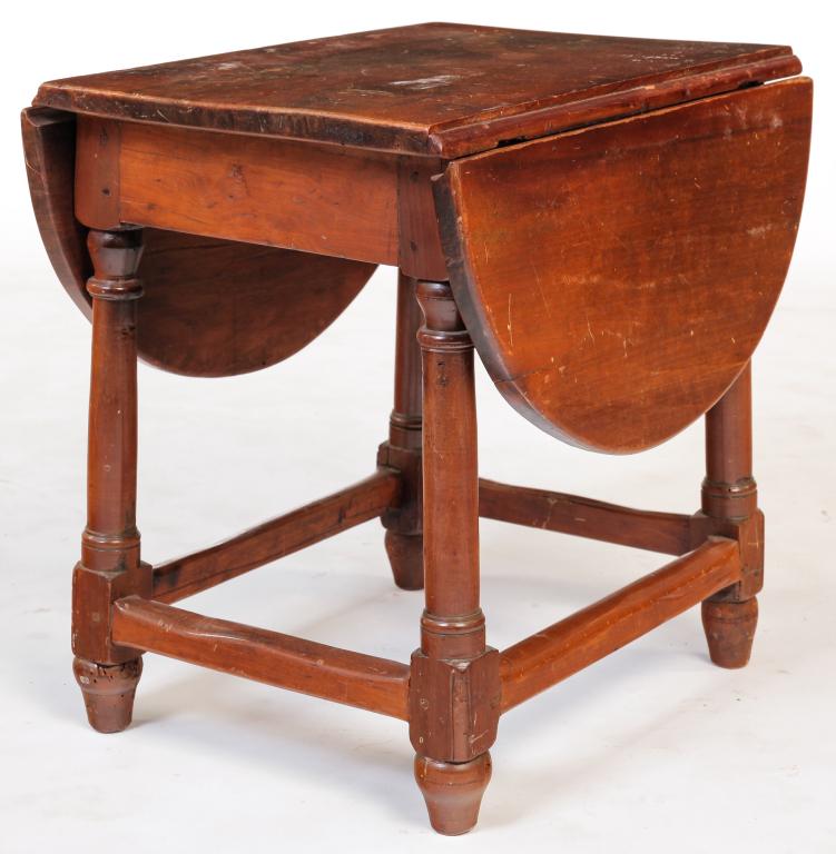 ENGLISH CHILD'S SIZE TAVERN TABLE. (1 of 2)