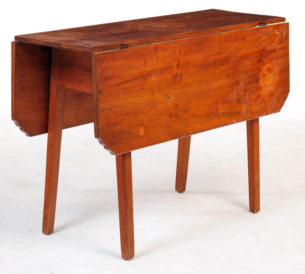 AMERICAN HEPPLEWHITE DROP LEAF TABLE. (1 of 3)