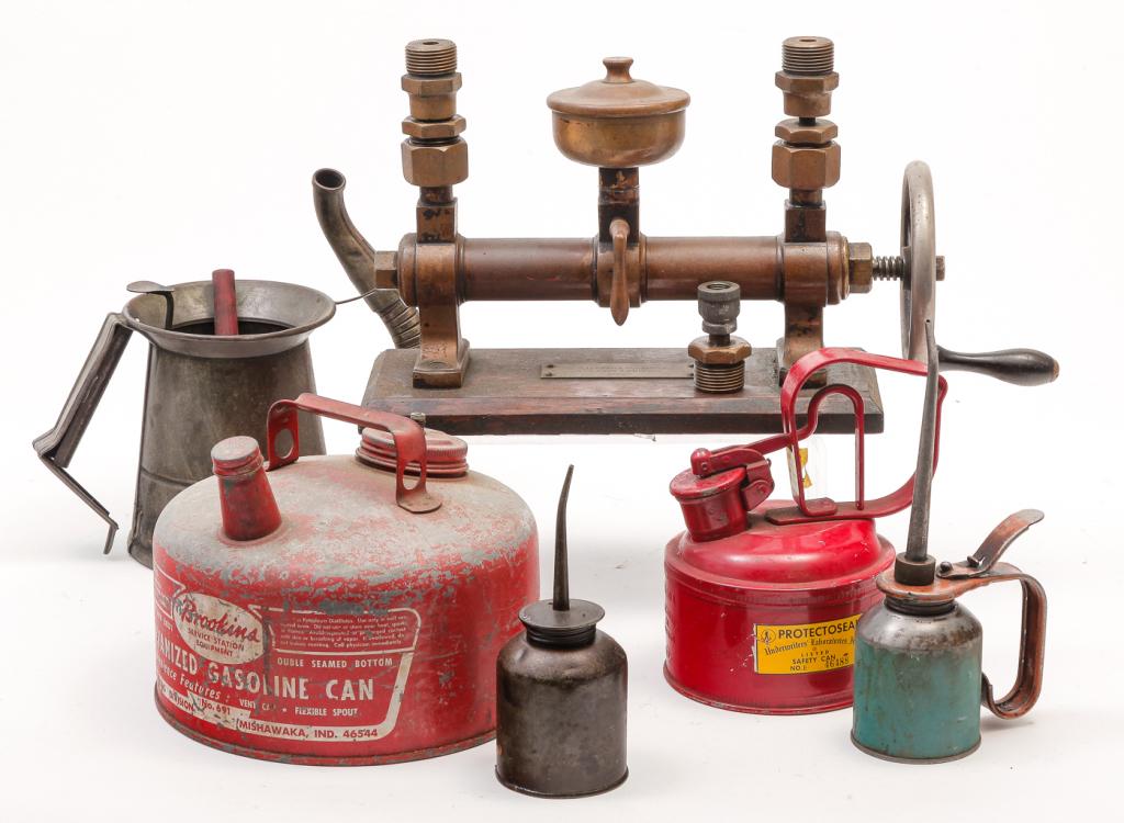 GROUP OF AMERICAN OIL AND GAS ITEMS. (1 of 3)