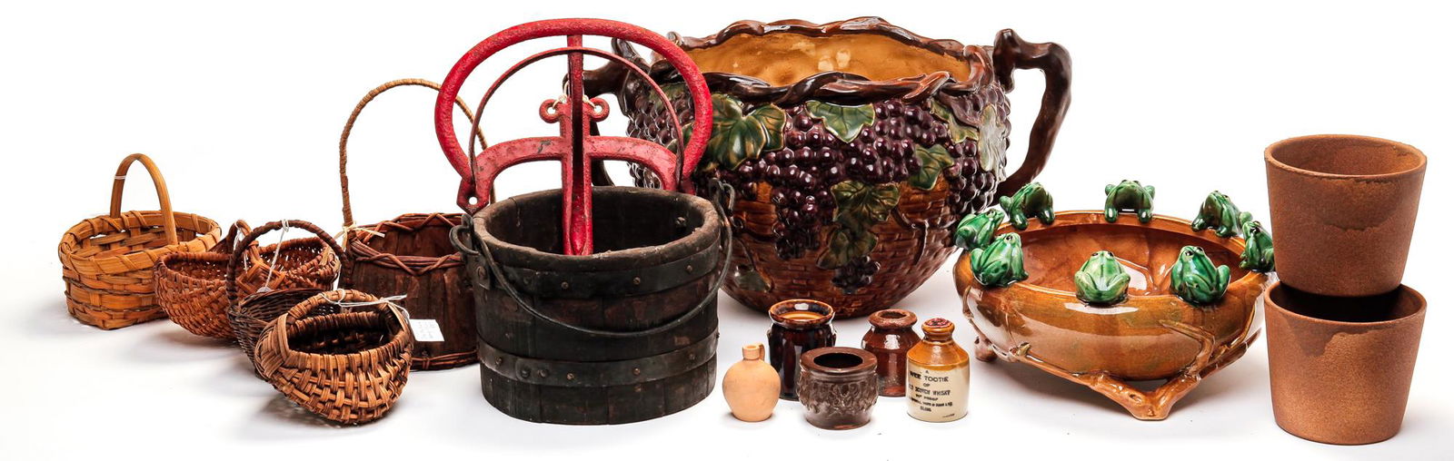 ECLECTIC GROUP. (1 of 4)