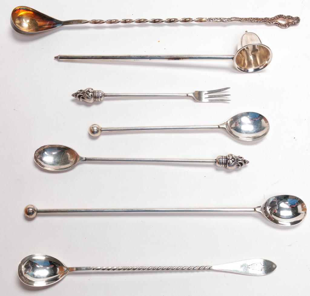 SEVEN AMERICAN STERLING PIECES. (1 of 1)