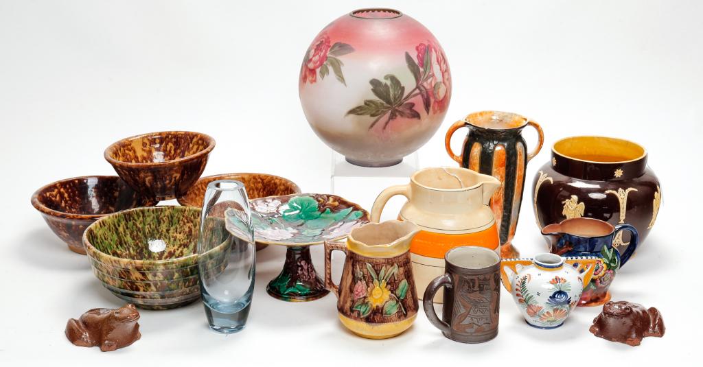 GROUP OF POTTERY AND GLASS. (1 of 3)