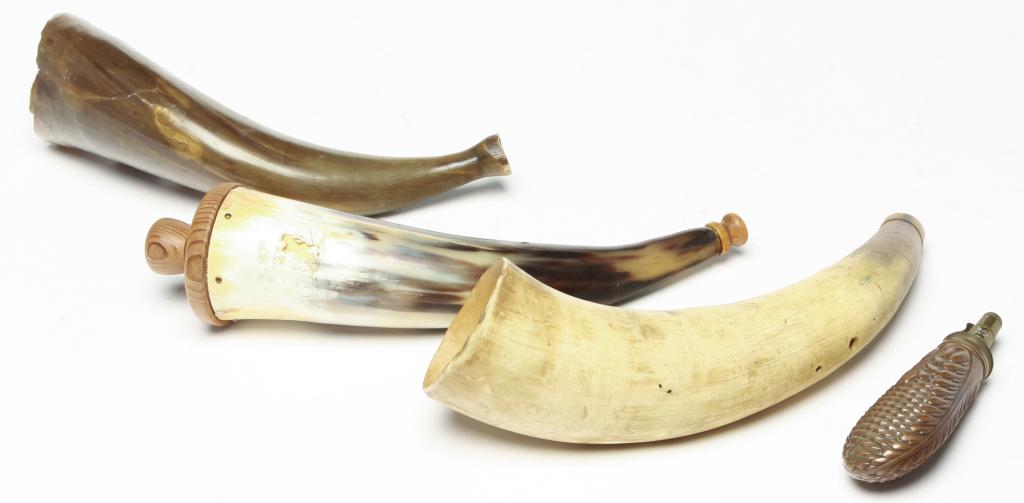 FOUR PIECES OF SHOOTING ACCOUTREMENT. (1 of 2)