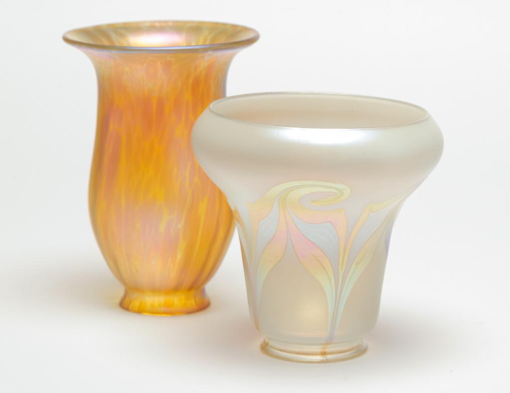 TWO AMERICAN ART GLASS LAMP SHADES. (1 of 2)