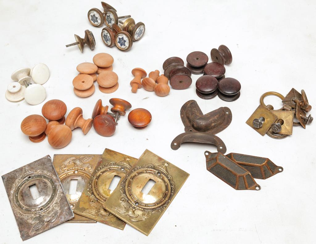 GROUP OF AMERICAN HARDWARE. (1 of 3)