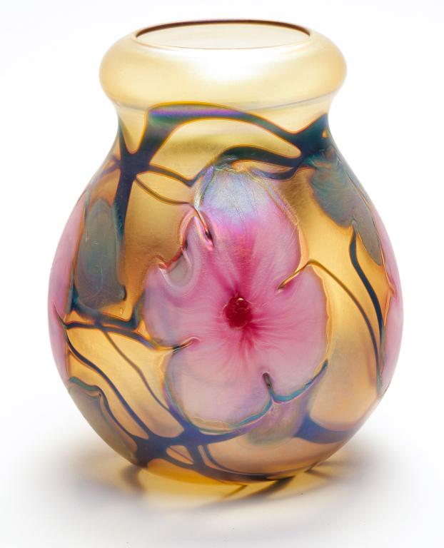 CHARLES LOTTON ART GLASS VASE. (1 of 2)