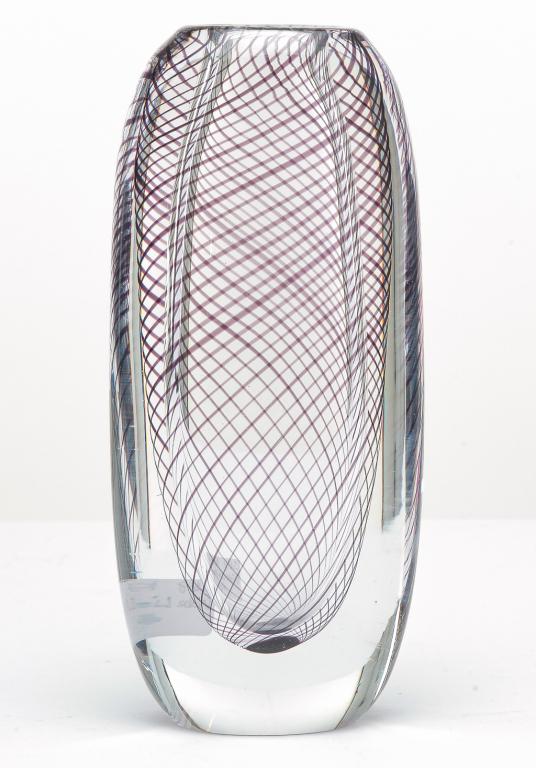SWEDISH KOSTA VICKI LINDSTRAND VASE. (1 of 4)