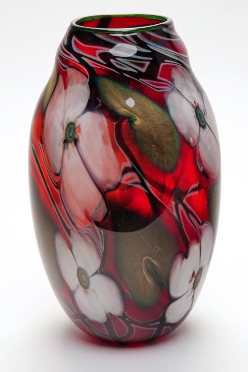 CHARLES LOTTON  ART GLASS VASE. (1 of 2)