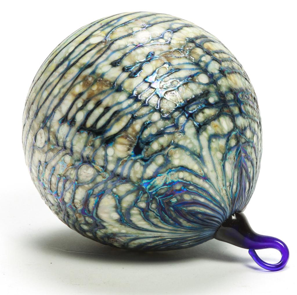 LOTTON ART GLASS CHRISTMAS ORNAMENT.: Probably Daniel Lotton (b.1963). Unsigned. Cypriot type glass with blue threading. 4.5"h. Ex Ancestor House (Ohio).