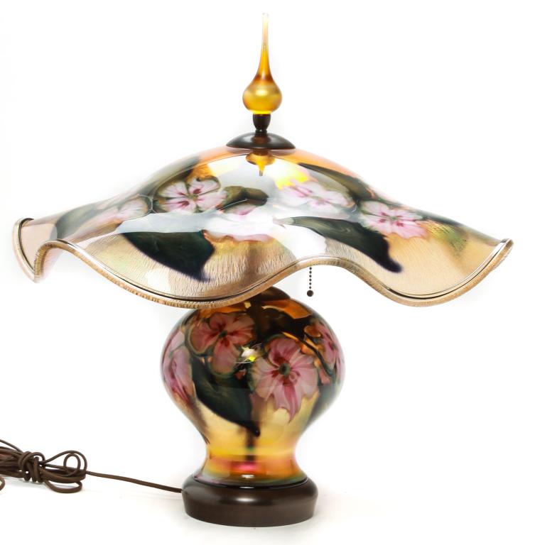 CHARLES LOTTON ART GLASS TABLE LAMP. (1 of 3)