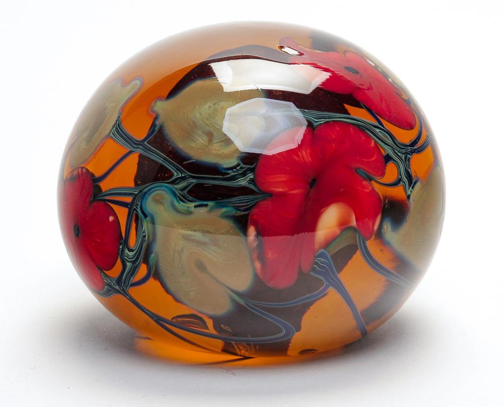 CHARLES LOTTON GLASS PAPERWEIGHT. (1 of 2)