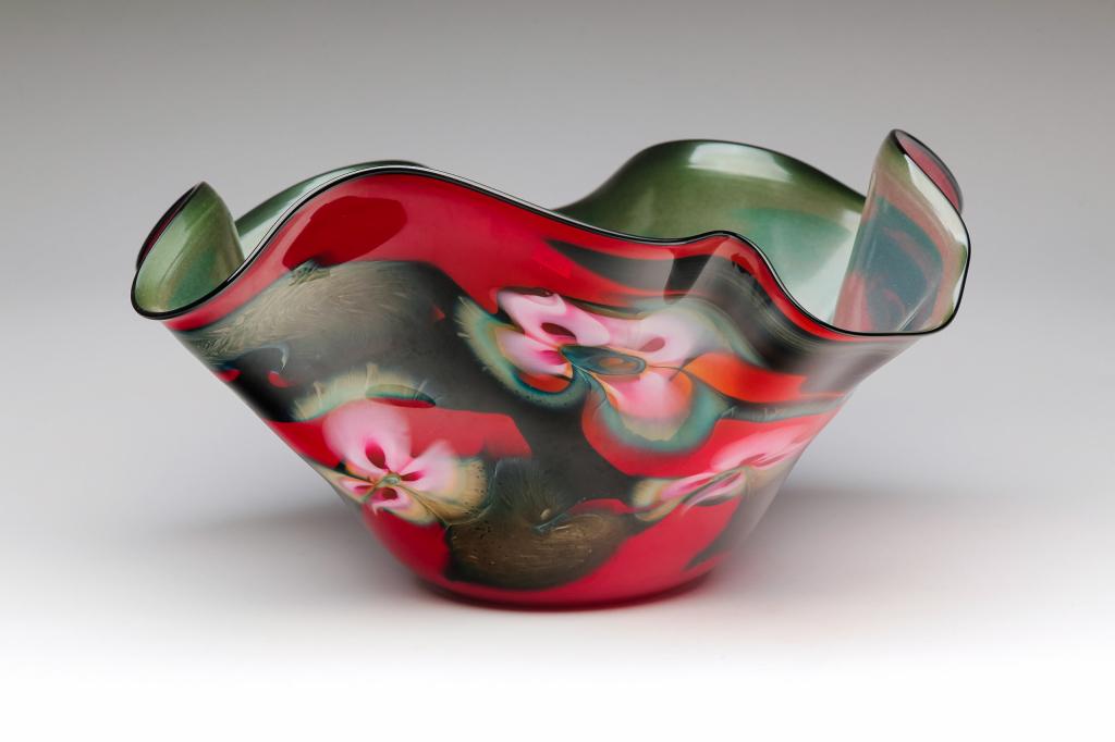 CHARLES LOTTON LARGE ART GLASS BOWL. (1 of 2)