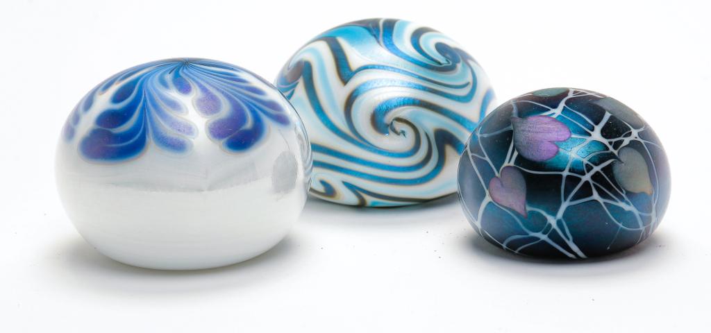 THREE LOTTON GLASS PAPERWEIGHTS. (1 of 3)